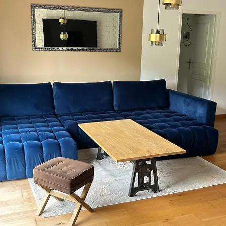 Modern, Comfortable, And Elegant House 펜션